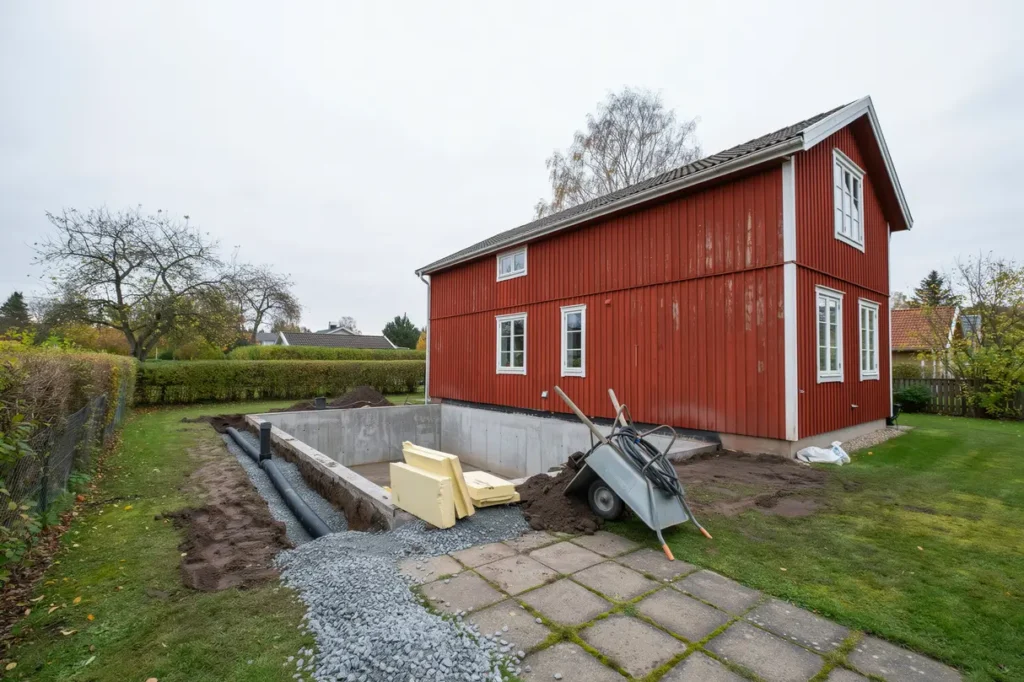 fuktfri k llare fr n grunden s lyckas du med k llarrenovering och dr nering av husgrund